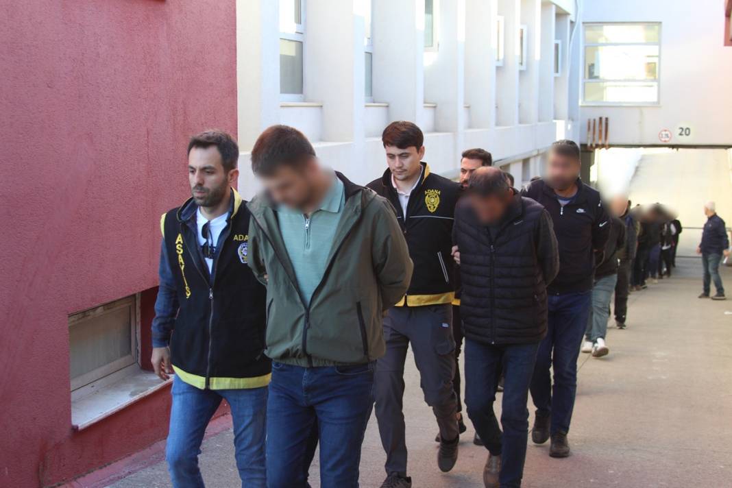 Düzmece kaza yapıp 17 sigorta şirketini dolandırmışlardı: 58 tutuklama! 4